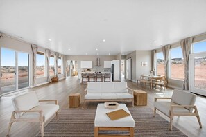 TV, fireplace, stereo, computer monitors - The Smoking Mirrors~ Dual Luxury Home Experience (Big Water)