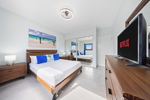 4 bedrooms, iron/ironing board, travel crib, WiFi (free)