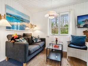 TV, fireplace - "Zekine" - 200m from the sea by Interhome (Nexø)