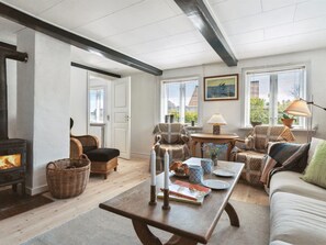 TV, fireplace - "Santuzza" - 100m from the sea by Interhome (Svaneke)