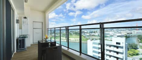 Apartment | Terrace/patio