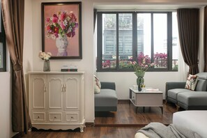 Presidential Suite, 1 Bedroom, Non Smoking, City View - Trang Trang Luxury Hotel (Hanoi)
