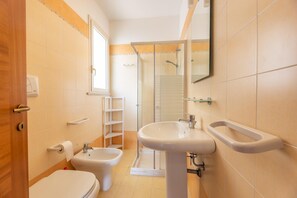 Doccia, bidet