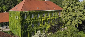 The wonderful White at Schloss Hollenburg