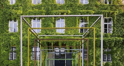 The fine French at Schloss Hollenburg