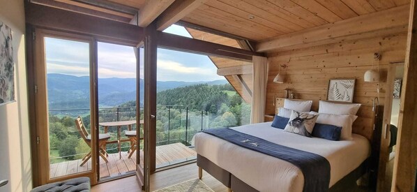 Comfort tweepersoonskamer, uitzicht op bergen | Luxe beddengoed, donsdekens, pillowtop-bedden, individueel gedecoreerd