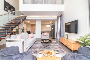 行政公寓 | 起居區 | 平面電視