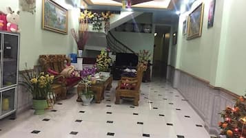 ภายใน