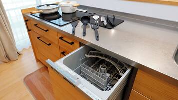 Basic Apartment | Private kitchen | Full-size fridge, microwave, stovetop, electric kettle