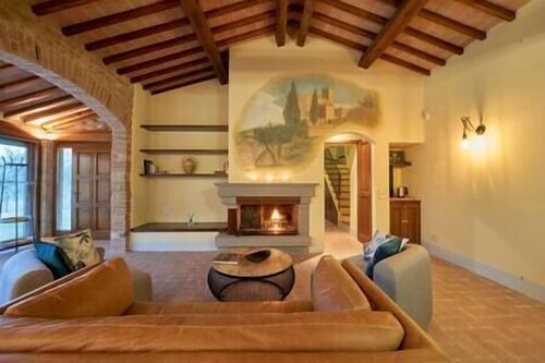 M&M HOLIDAY HOUSE "CASALE NEL CUORE VERDE D'ITALIA"