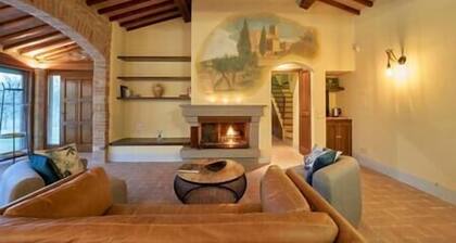 M&M HOLIDAY HOUSE "CASALE NEL CUORE VERDE D'ITALIA"