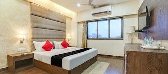 Waii International Hotel