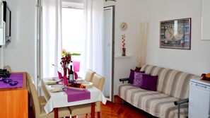 Apartment (Three Bedroom Apartment with Two Balc) | Interior - Apartments Lina (Dubrovnik)