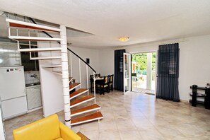 House (Three Bedroom Holiday Home with Terra) | Staircase - Holiday Home Gea (Ston)