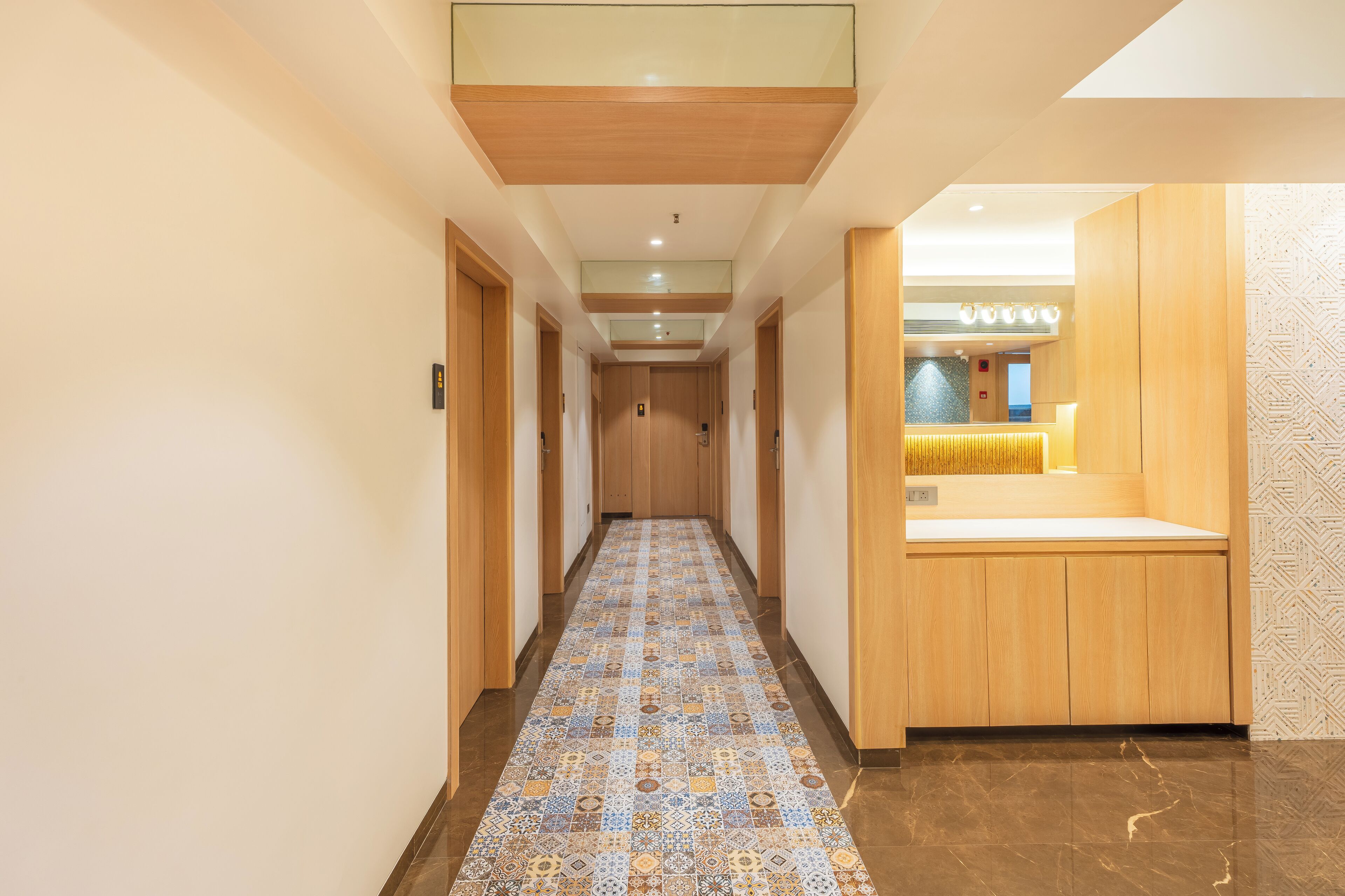 Photo - Hotel Supreme Comforts - Mumbai Airport