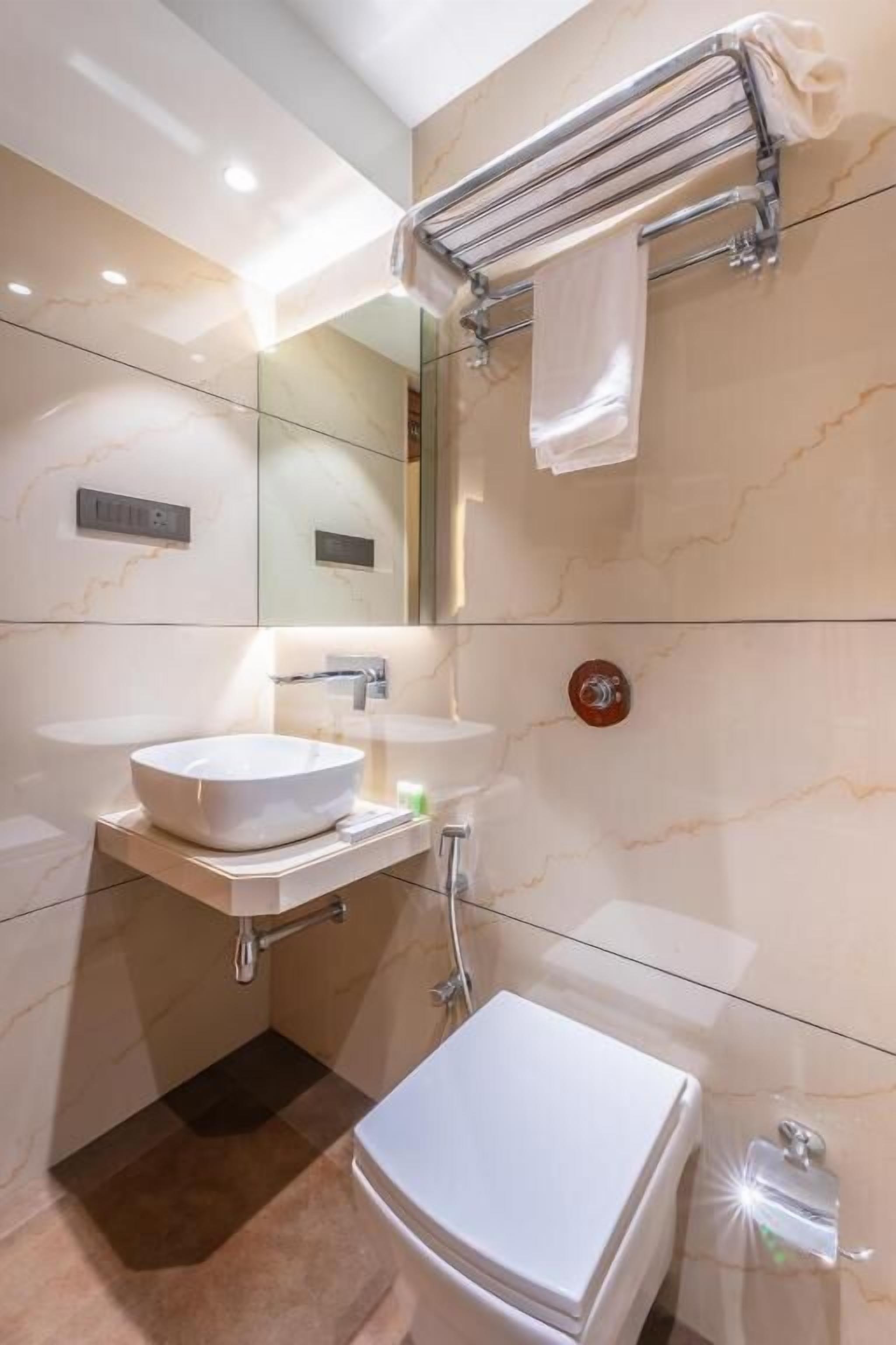 Photo - Hotel Supreme Comforts - Mumbai Airport