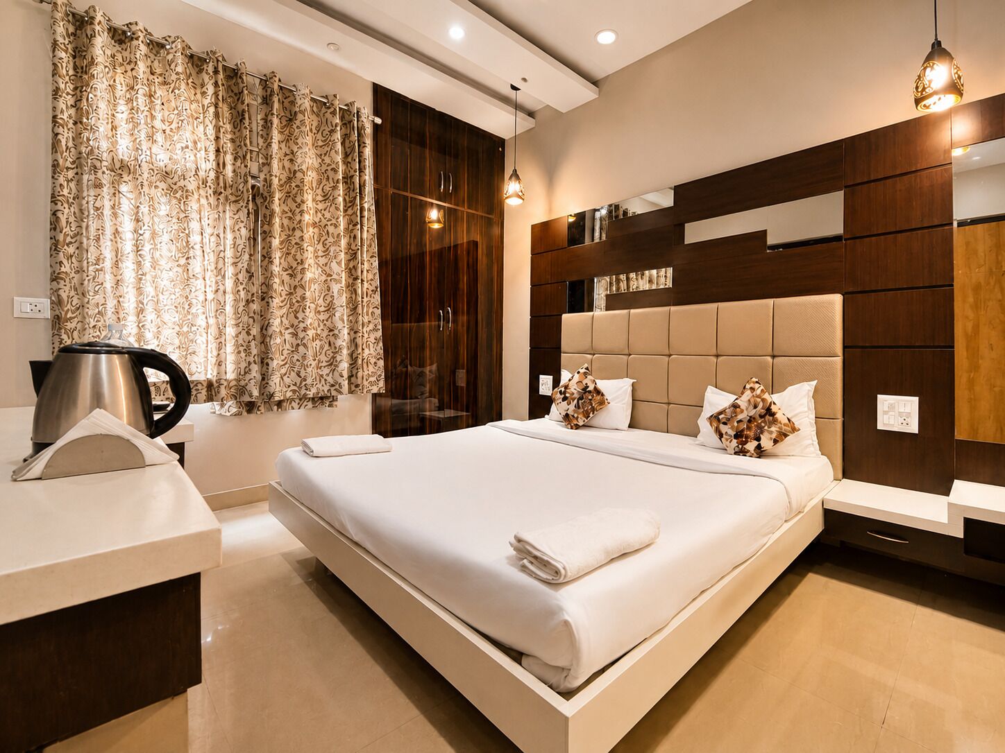 Super Deluxe Room | WiFi (free), bed sheets