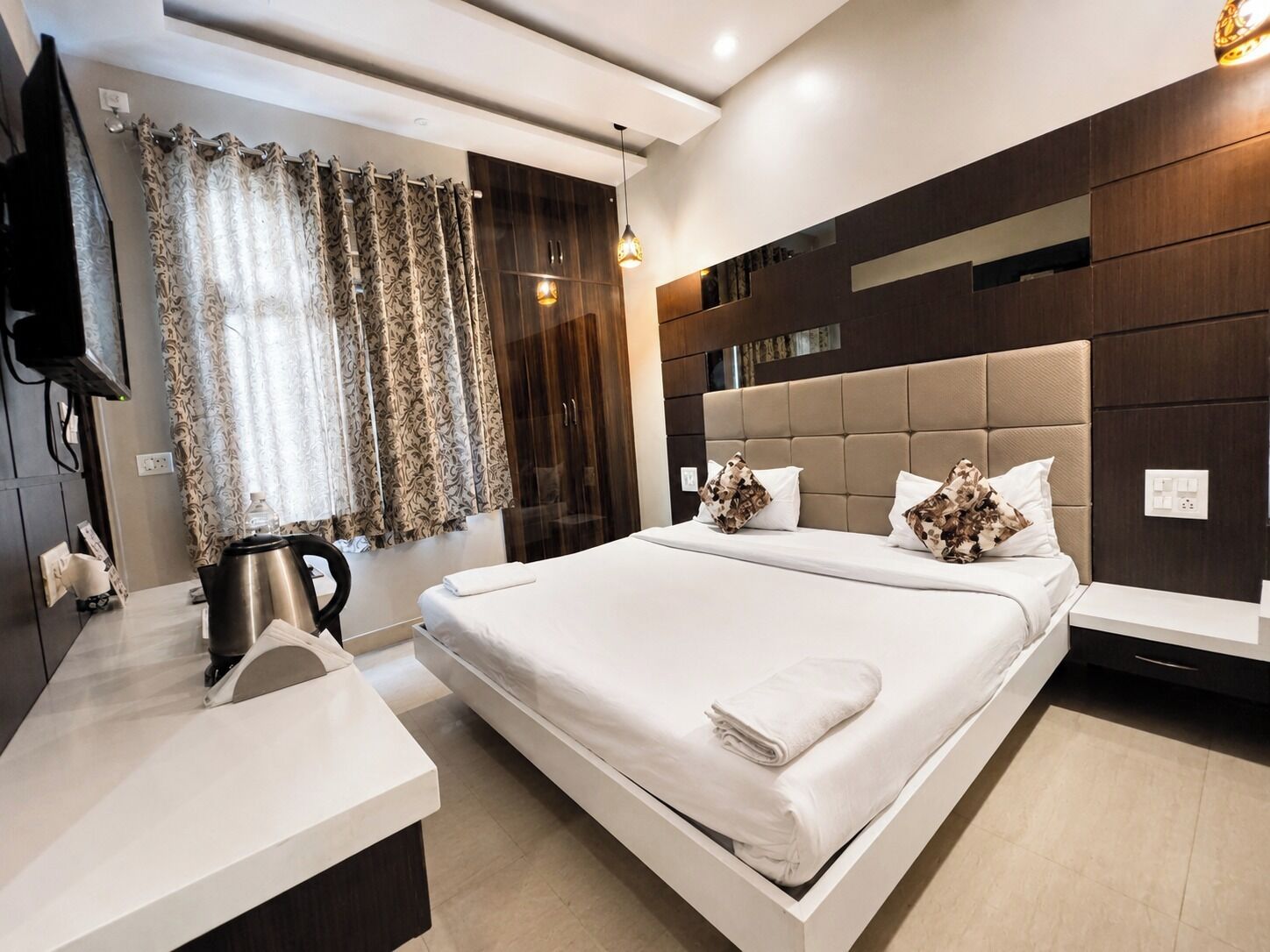 Super Deluxe Room