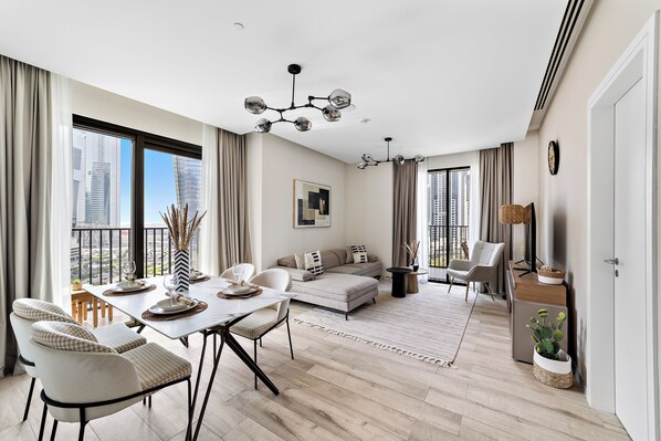 Design Apartment, City View | 1 bedroom, Egyptian cotton sheets, premium bedding, in-room safe - Ahad residence (Dubai)