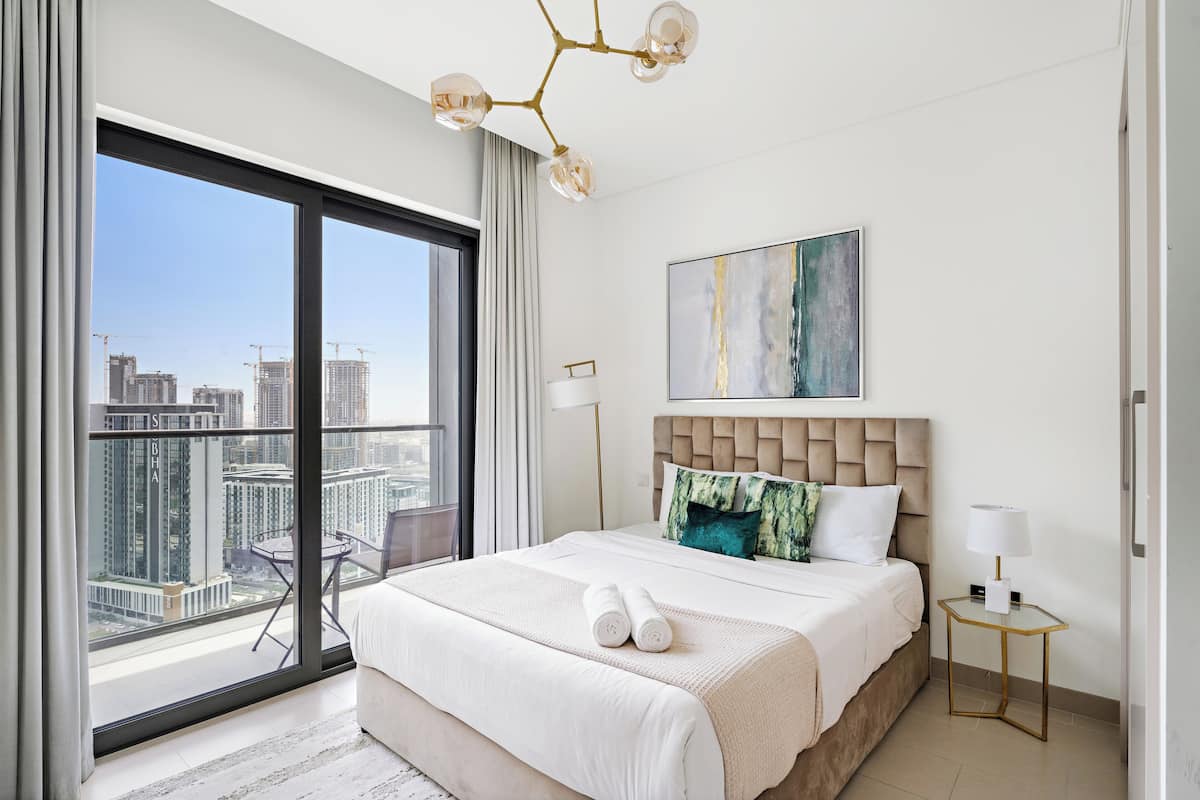 Egyptian cotton sheets, premium bedding, in-room safe