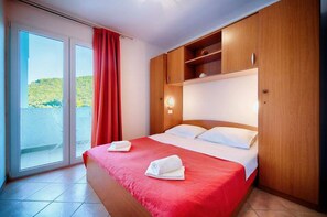 Apartament (Standard One Bedroom Apartment with B) | 4 dormitoris