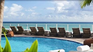 Pool - Deluxe Studio Retreat, Amazing Pool (Sunny Isles Beach)