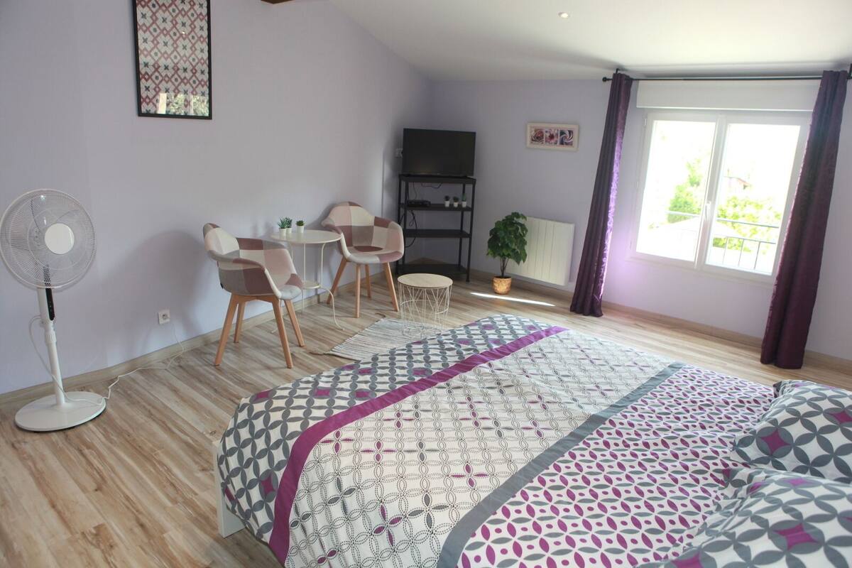 Comfort Room, Garden View