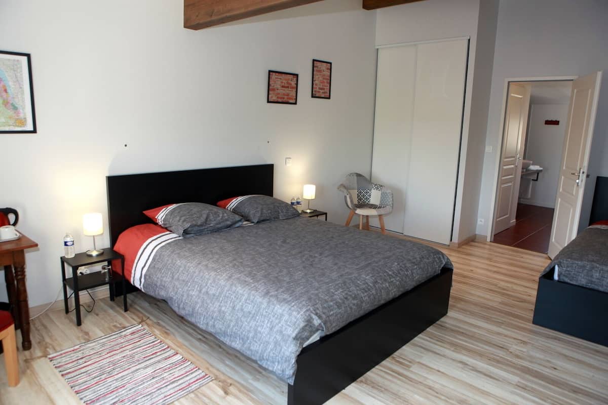 Family Room | Premium bedding, individually decorated, individually furnished, desk