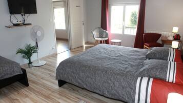 Familiekamer | Luxe beddengoed, individueel gedecoreerd, individueel gemeubileerd