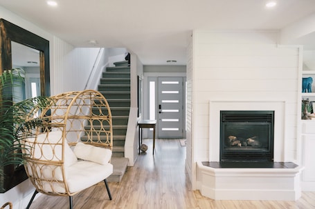 Interior. Sandbanks Escape (5 min drive) on Sheba’s Island | Pet-Friendly Cottage