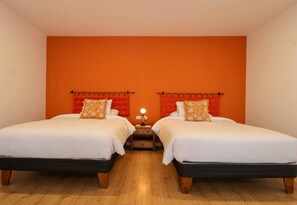 1 Schlafzimmer, Schreibtisch, WLAN, Bettwäsche