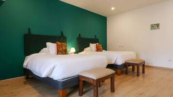 1 habitación, escritorio, wifi y ropa de cama