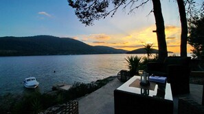 House (Holiday Home Bili Žal - Two Bedroom ) | Terrace/patio