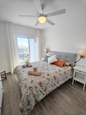 2 bedrooms, iron/ironing board, free WiFi, bed sheets - AP394-VERDEMAR 46 (Nerja)