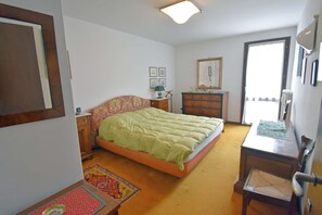 2 chambres, accès au Wi-Fi (inclus), literie fournie