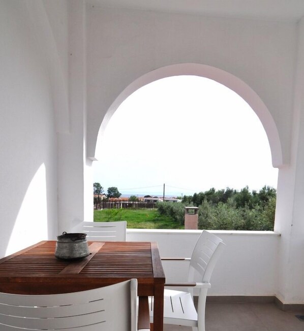 Apartamento Deluxe, balcón, vistas a la playa | Terraza o patio