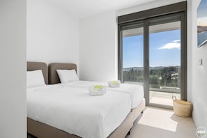 Room - Townhouse with Pool in Mijas Costa | Adam (Mijas Costa)