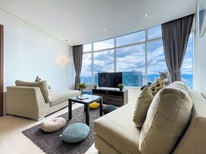 Classic Apartment, City View | Room amenity