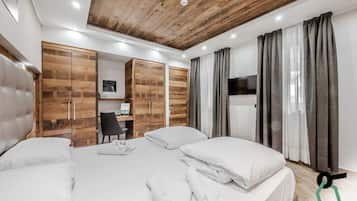 Habitación doble Confort | Caja de seguridad en la habitación, escritorio y wifi gratis