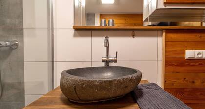 Alpen-hostel Talstation 4, Buxacher Straße 23 mit Motorradvermietung