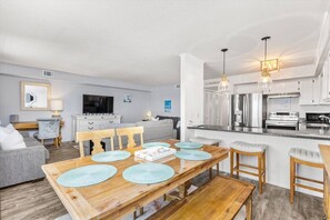 Interior - Bradley Bayfront Condo (Ocean City)