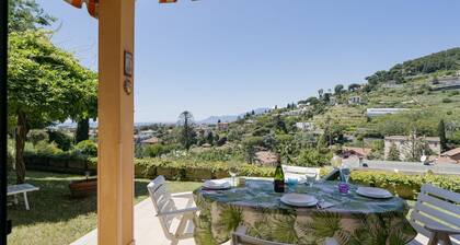 GuestHost - Into the Green! Bordighera Garden House x6