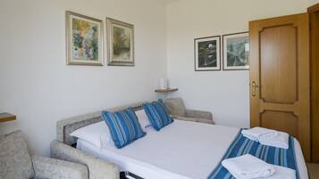 3 camere, Wi-Fi, lenzuola