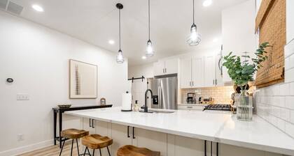 Modern Cottage | Near State Fairgrounds | Backyard