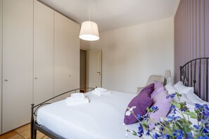 3 Schlafzimmer, Bügeleisen/Bügelbrett, WLAN, Bettwäsche
