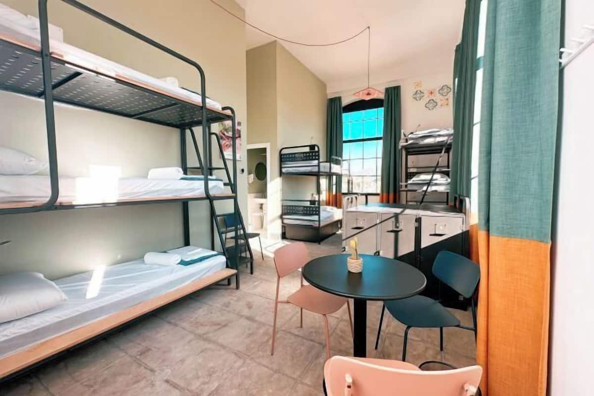 Accès au Wi-Fi (inclus)