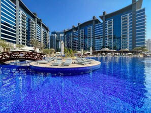 Pool - Oceana Luxury Sky Villa - Super Terrace, Jacuzzi (Dubai)