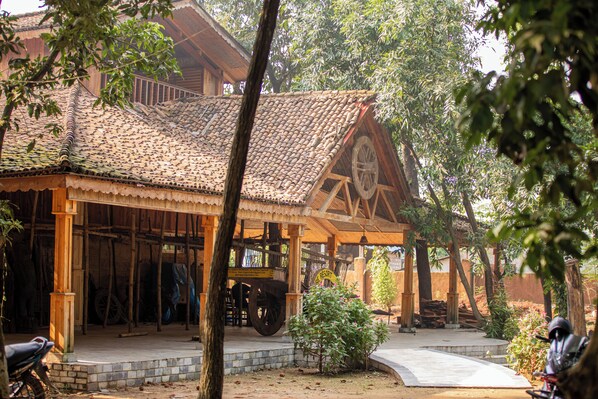 Exterior - Bagaicha Adventure Resort (Devachuli)