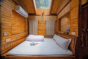 CART HOUSE DELUXE | Bäddmadrasser, skrivbord, ljudisolering och gratis wi-fi