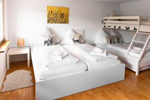 1 habitación, escritorio, cuna de viaje y wifi gratis 
